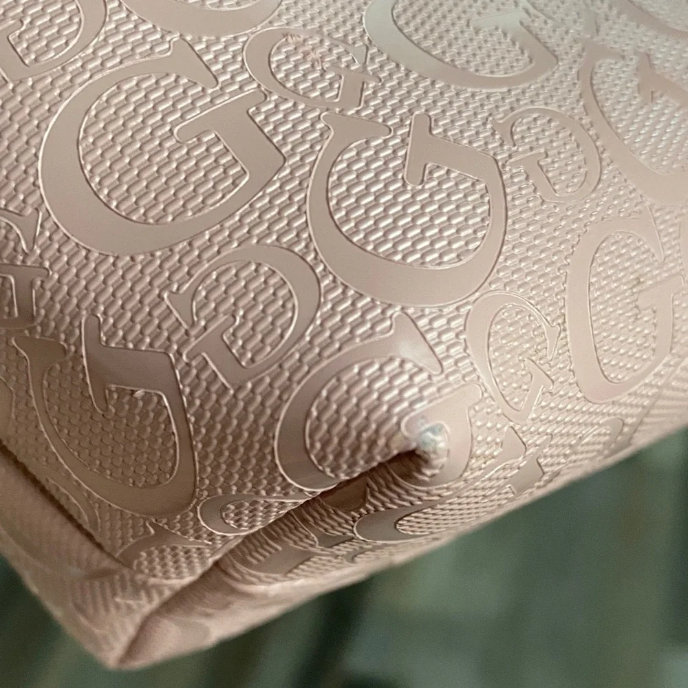 GUESS Pink Logo Cosmetic Bag